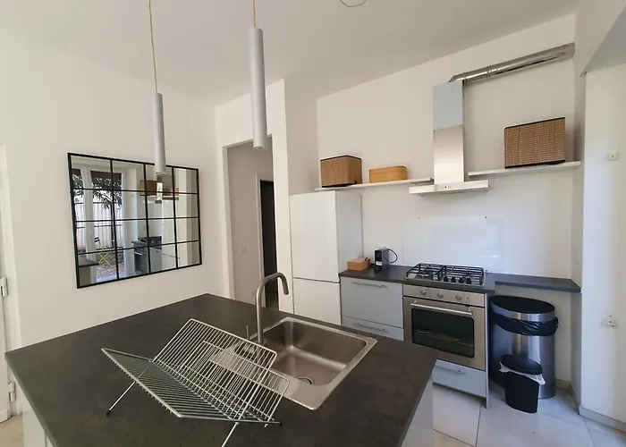 Trastevere Marlu Garden House Daire Roma
